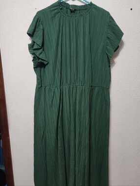 BloomChic Forest Green Ruffle Sleeve Maxi Dress